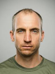 <strong> CARLOS</strong>