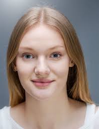 <strong>LUCIA.N</strong>